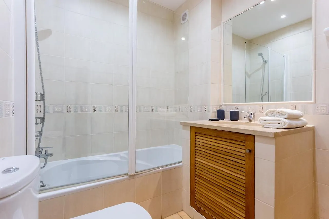 Seaview Apartment - Estrela Da Luz**** Portugal
